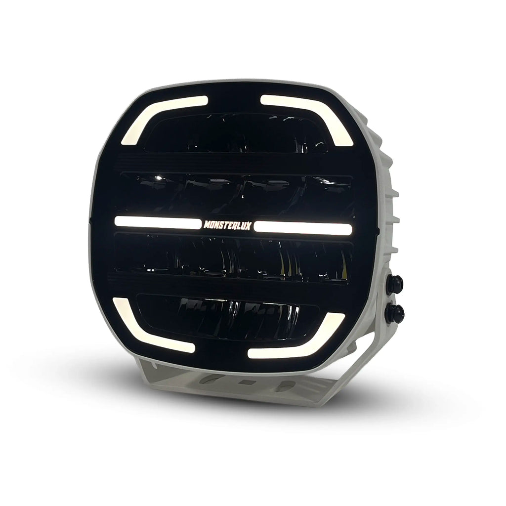 Monsterlux Core 7 LED-lisävalo Valkoisella Rungolla